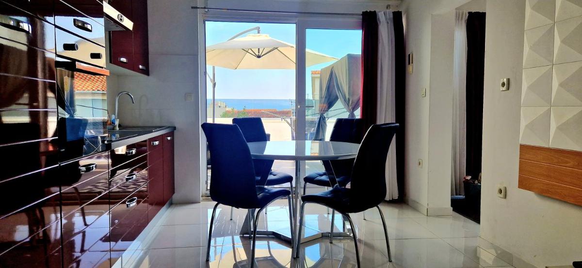 Luxury apartment Maestral - private pool - Housity