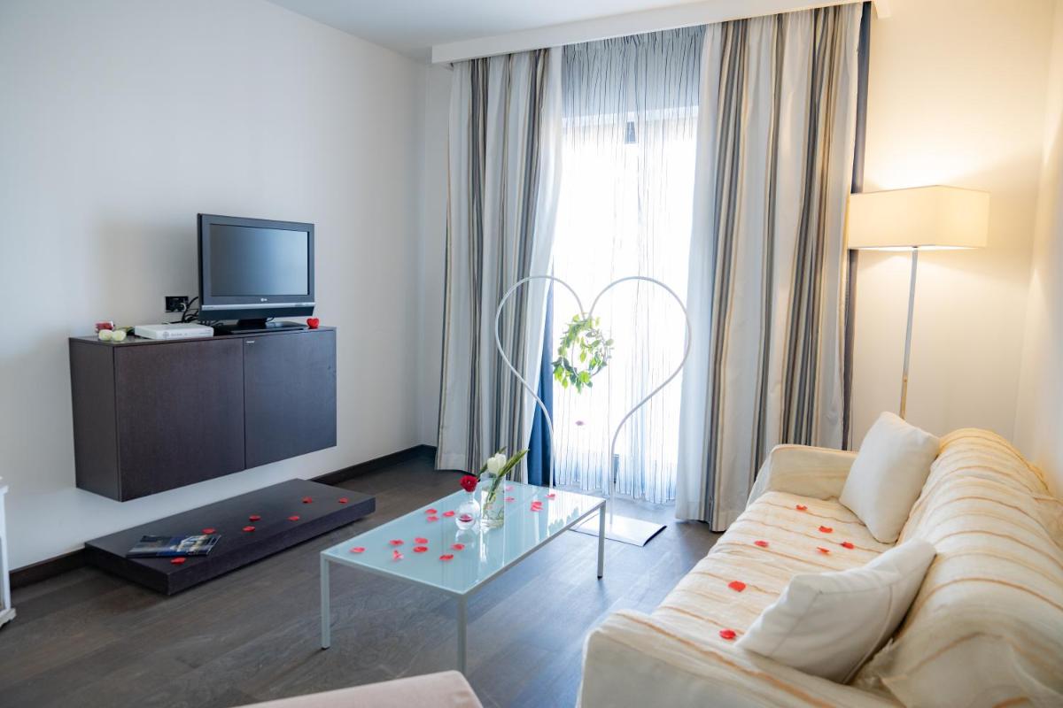 Hotel Napoleon - Housity