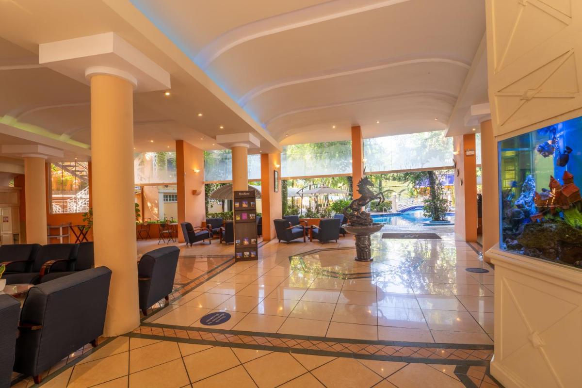 Gran Karmel Hotel - Housity