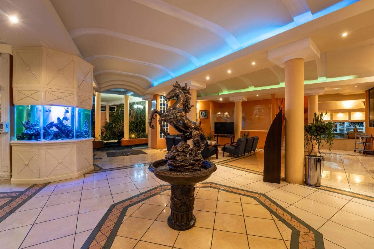 Gran Karmel Hotel - Housity