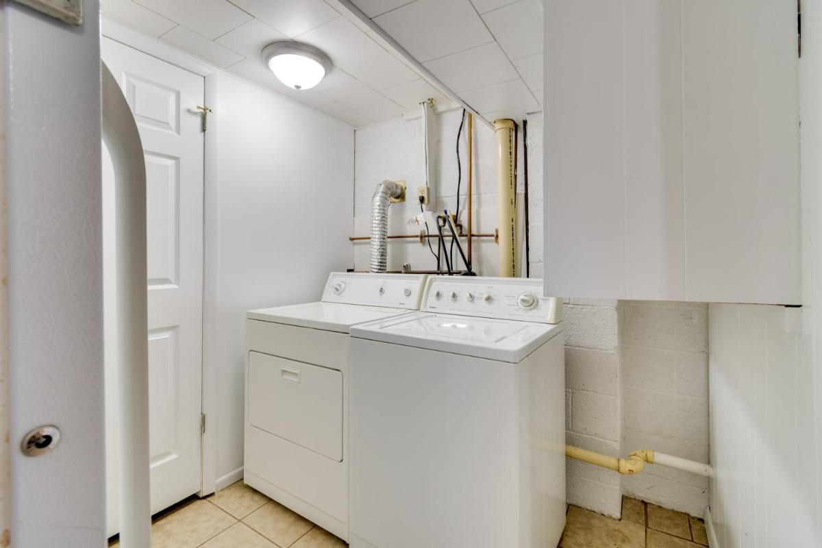 Peaceful Horseheads Hideaway with Deck and Yard! - Housity