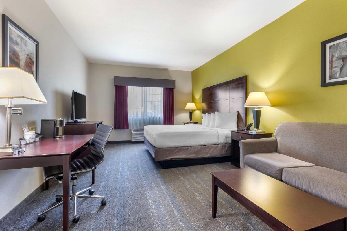 Best Western Plus Mansfield Inn & Suites - Housity