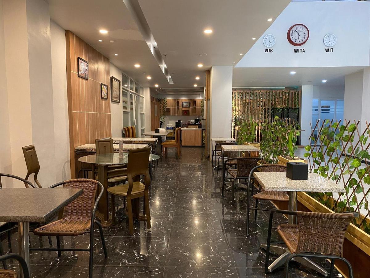 Hotel 88 Banjarmasin By WH - Housity