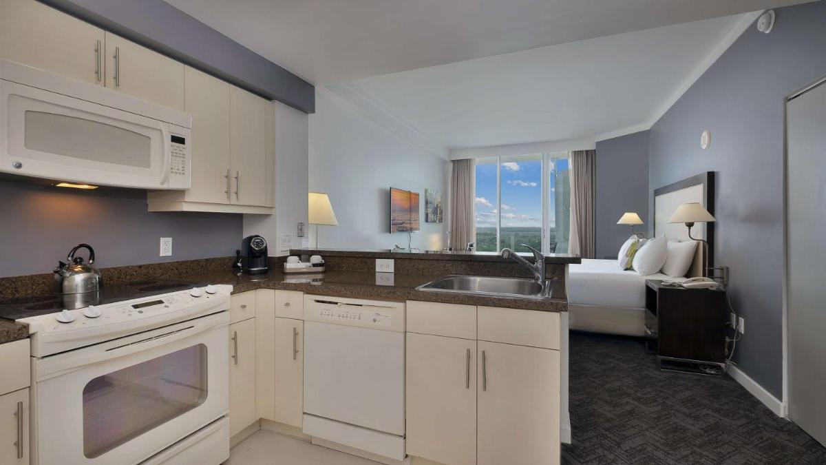 Hotel Arya BW Premier Collection - Hizvo