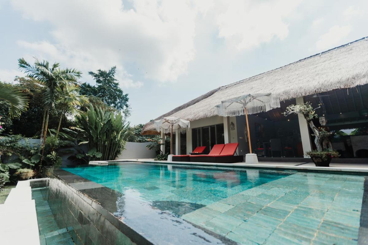 Suitetrails - Maylie Bali Villa & Bungalows