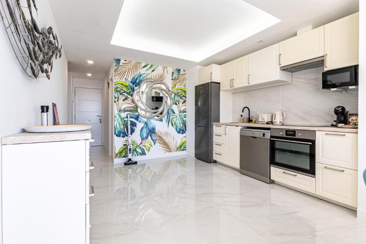 Tucan Apartment next to Siam Park - Housity
