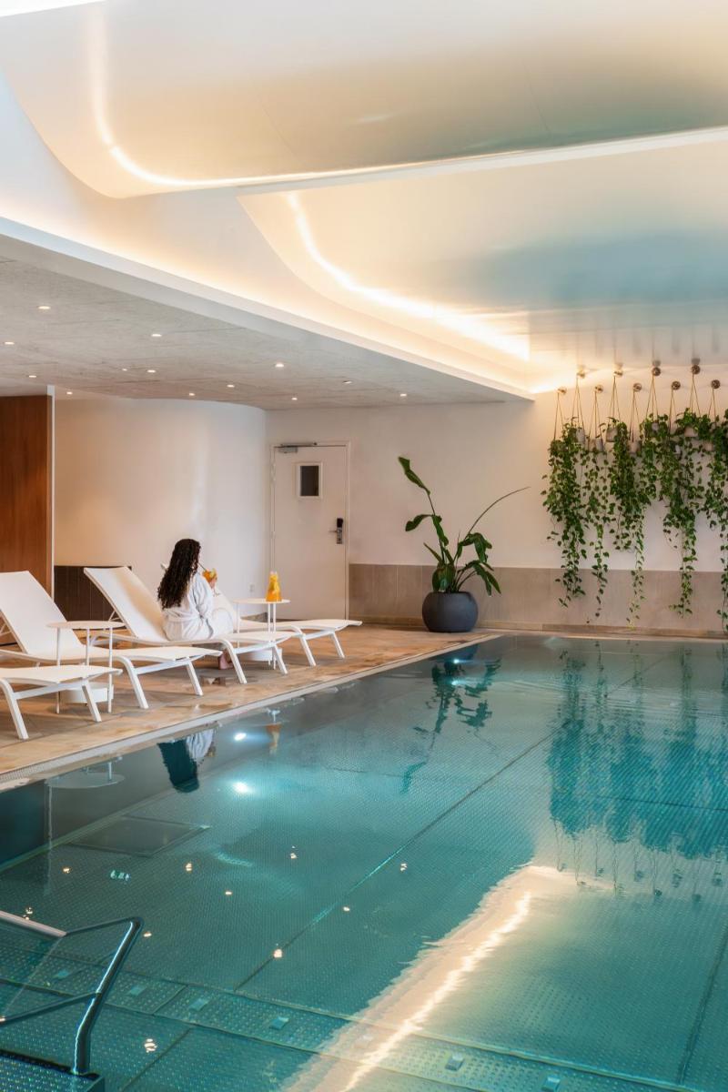 Piscine de l'établissement Pullman Paris Centre - Bercy ou située à proximité