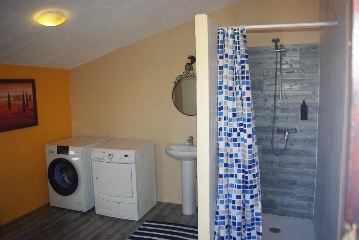 B&B Los Lujos - Housity