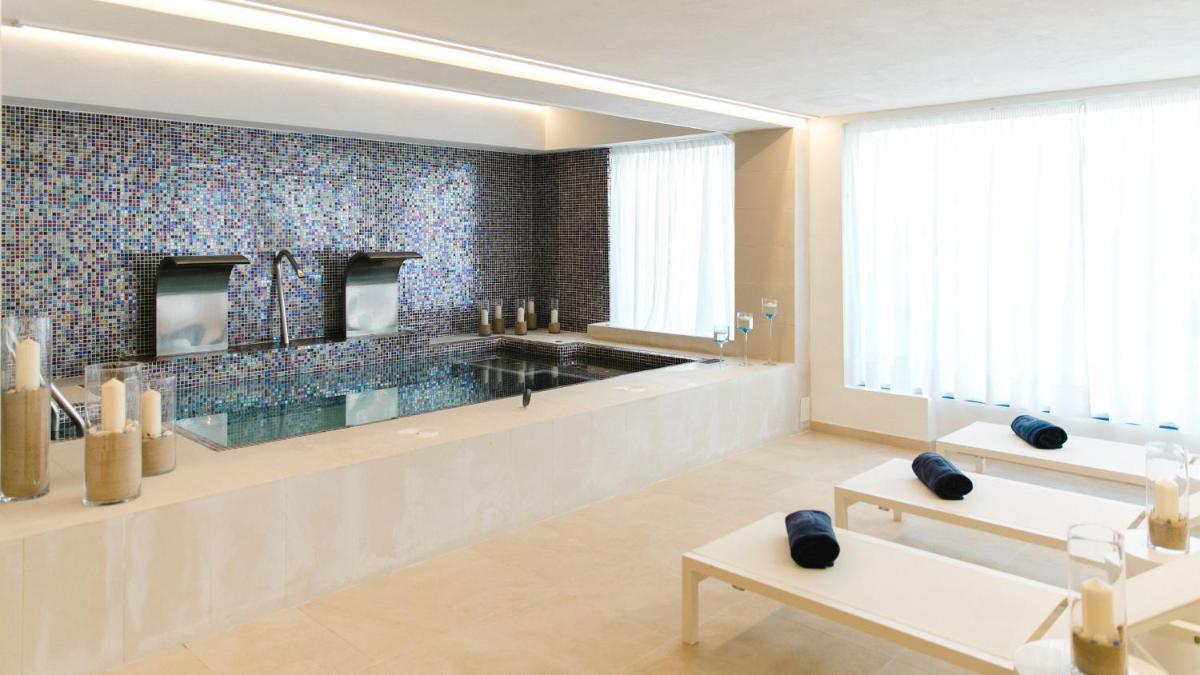 Imagen de la galería de Hotel Honucai, en Colonia de Sant Jordi