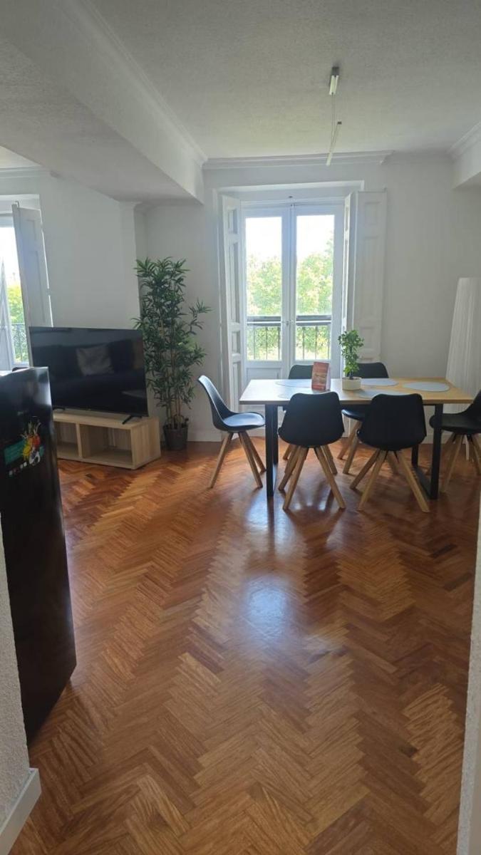 Alcala Apartment - Housity