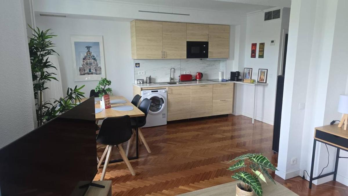 Alcala Apartment - Housity