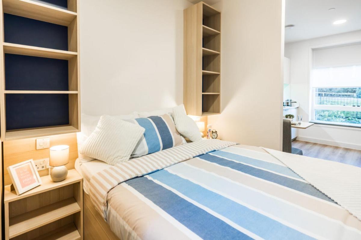 Luxury Studio - Sparkford House - Housity