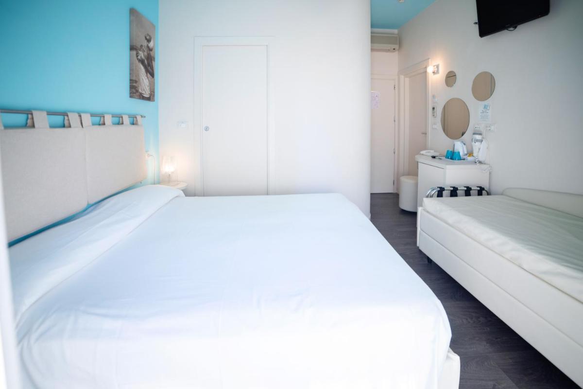 Hotel Casablanca - Housity
