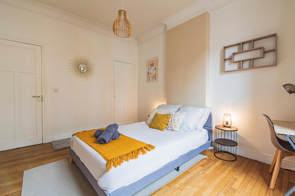 L'haussmannien - Spacieux 4 chambres - Centre - Gare - Housity