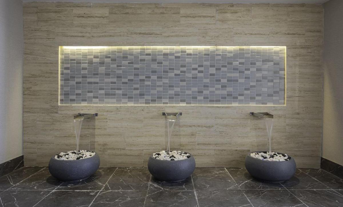 Ewaa Express Hotel - Al Jouf - Housity