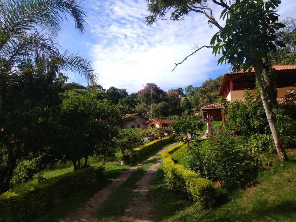 Vale das Maritacas - Estilo Rural - Housity