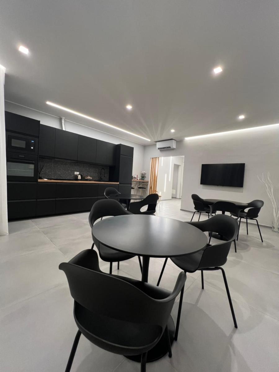 CUORE - LUXURY ROOMS - Housity