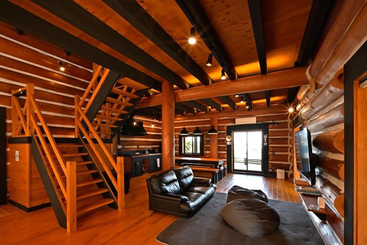 LOG HOUSE at Shima - Housity