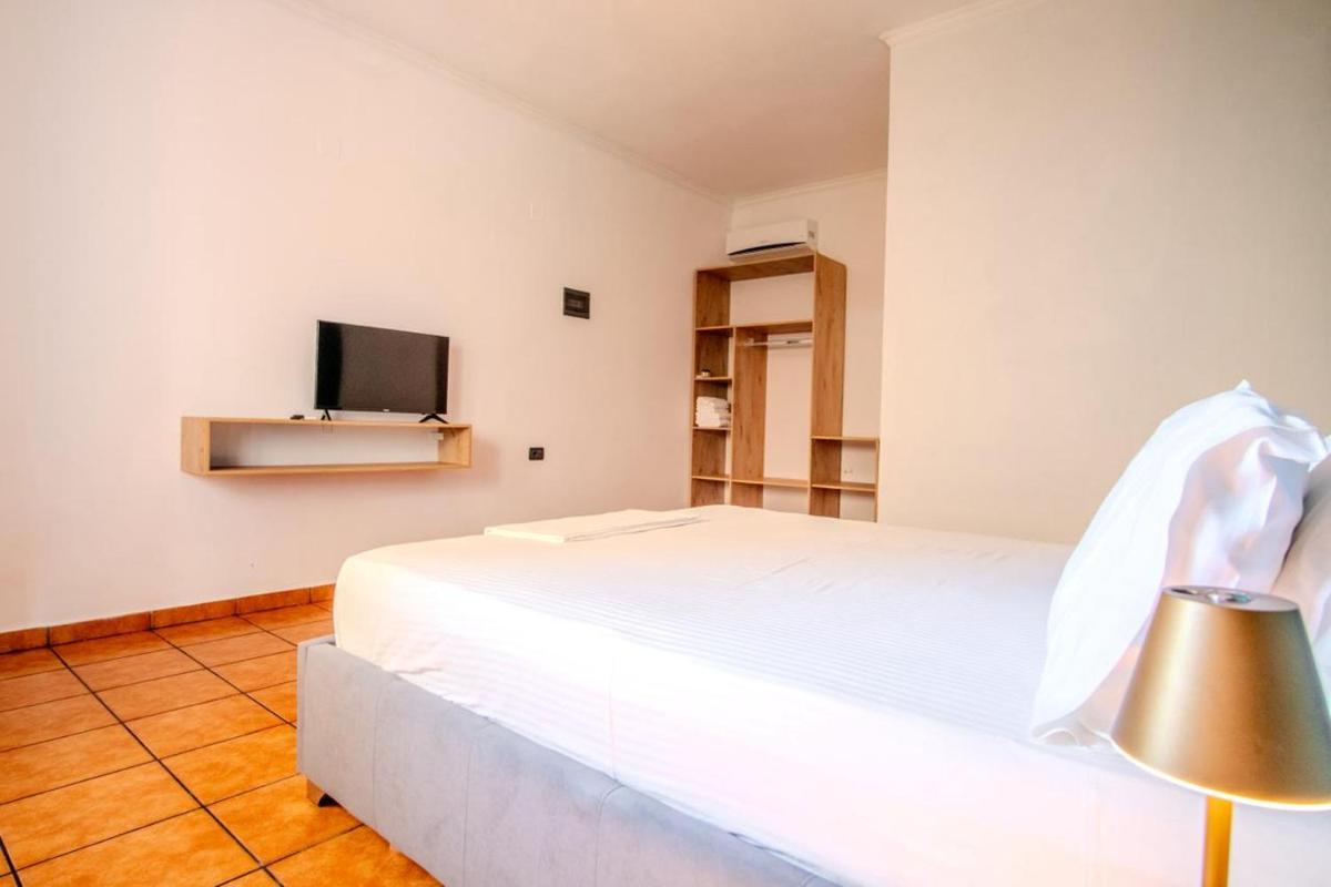 Aphrodite's Garden B&B - Hizvo