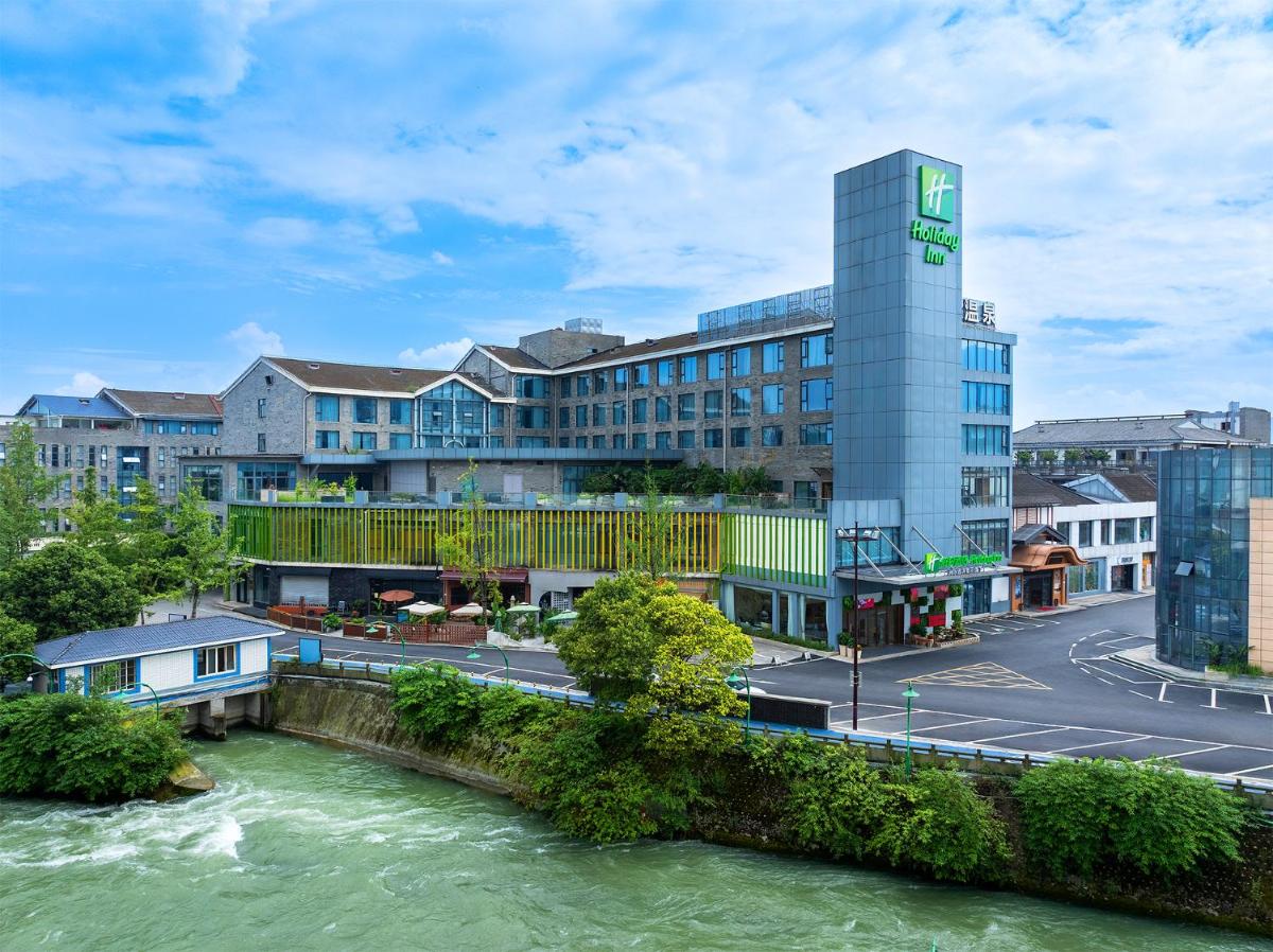 Suitetrails - Holiday Inn Dujiangyan Ancient Town, an IHG Hotel