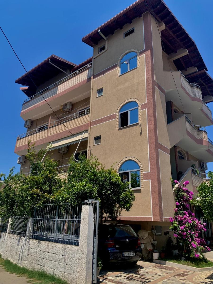 Serenade Beach - Housity