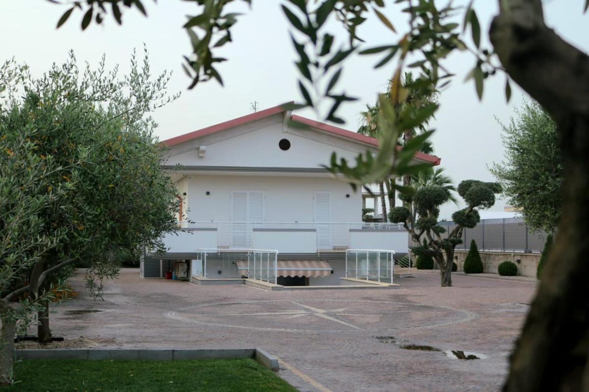 Corte D'Aniello - Housity