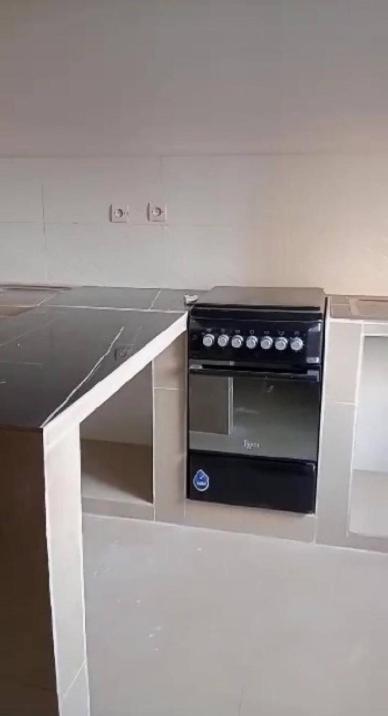 Pluto Central Lux Studio - Housity