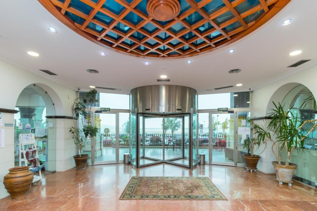 Imagen de la galería de Hotel Milagros Golf, en Mogro