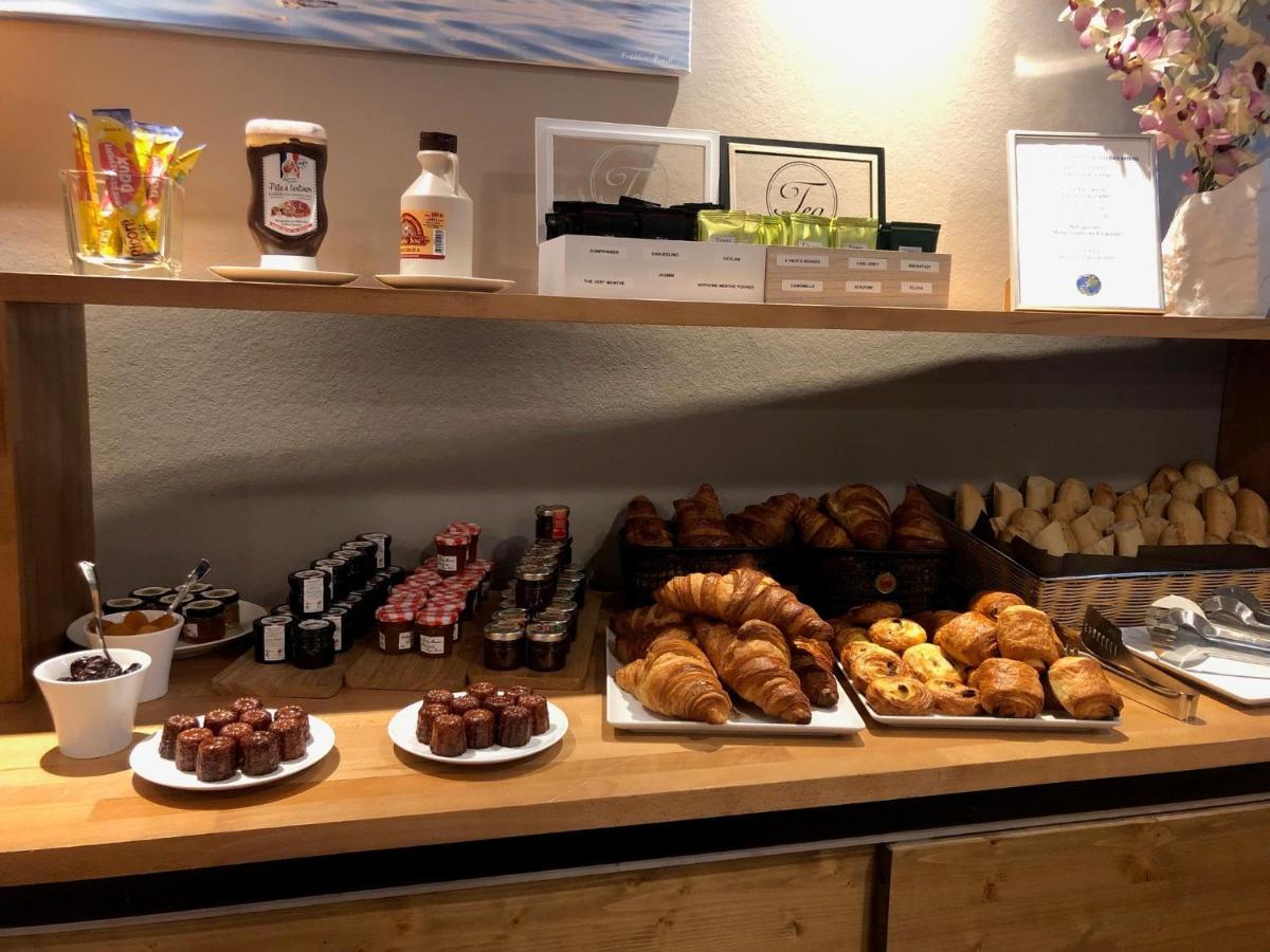 Nourriture dans l'hôtel ou à proximité