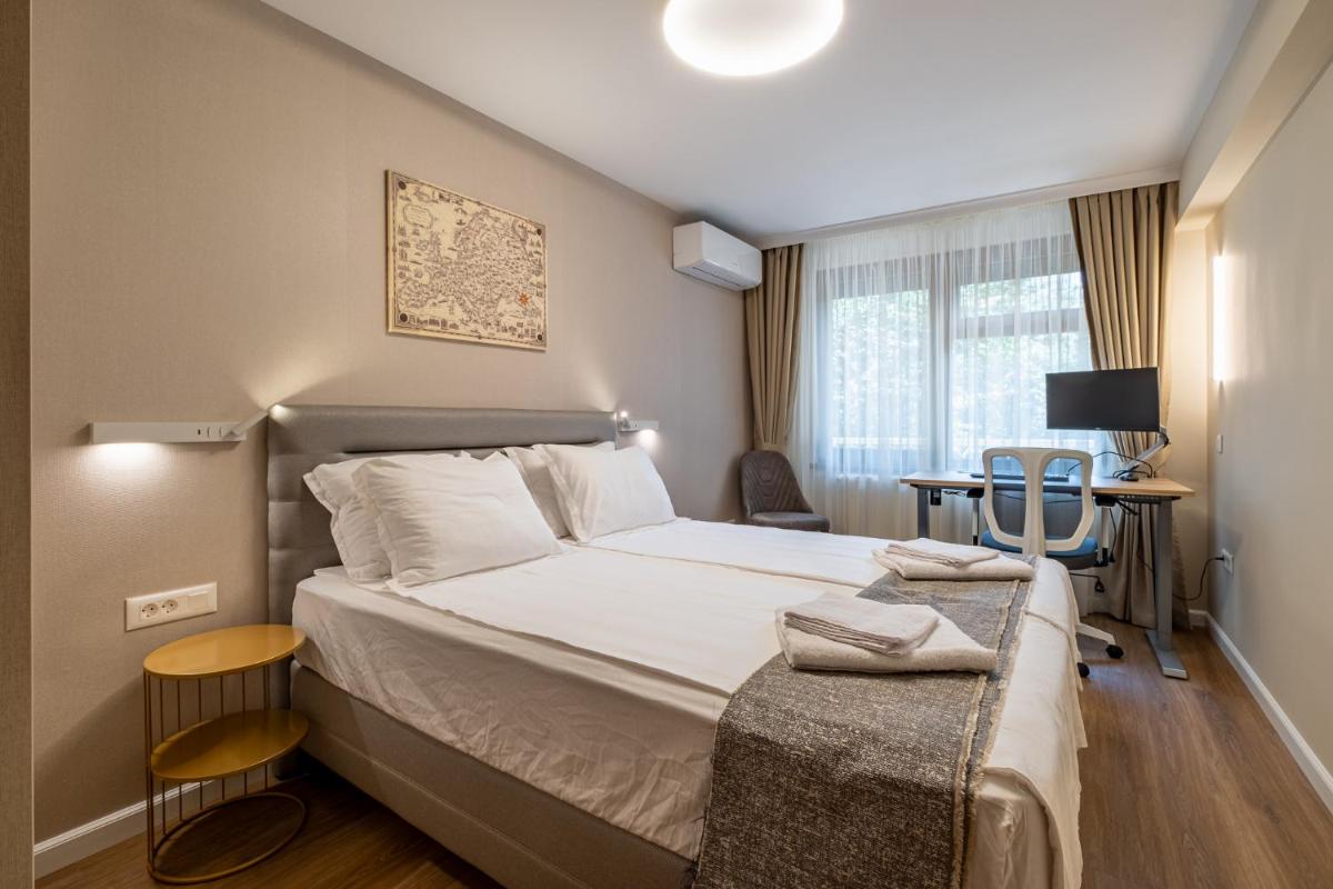 Suitetrails - Daya 2BR Luxury Apartment