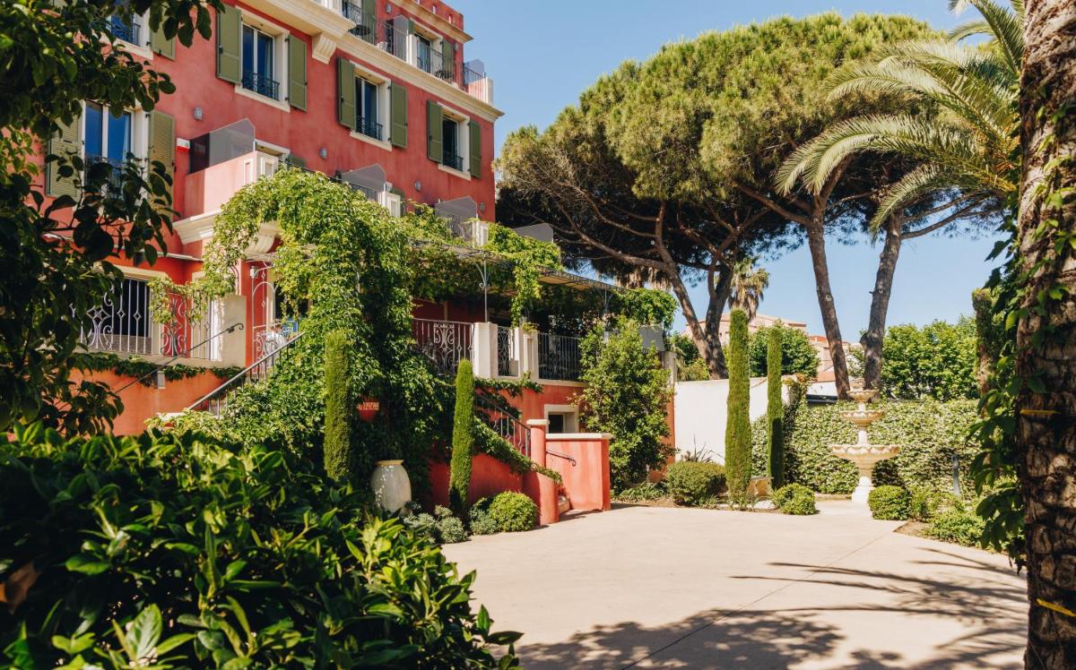 Jardin de l'établissement Hôtel Liberata & Spa
