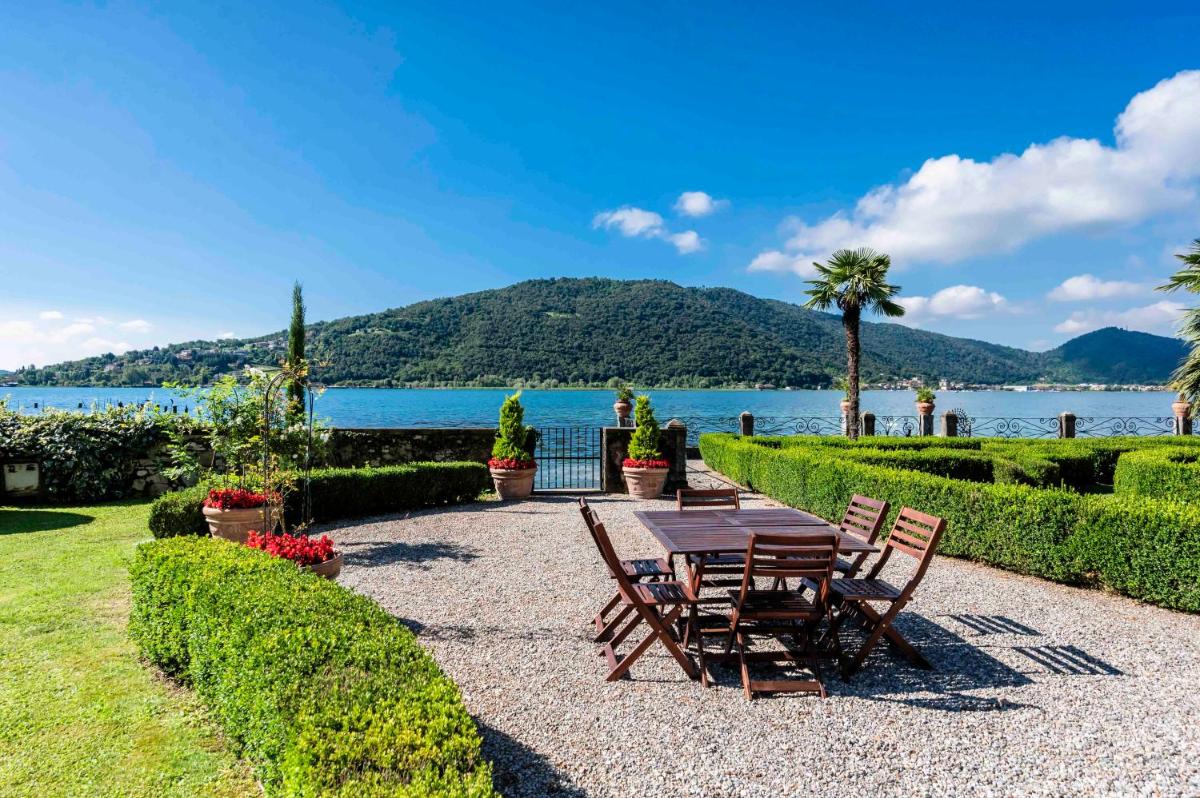 Love Italy Homes - Villa Edith - Housity