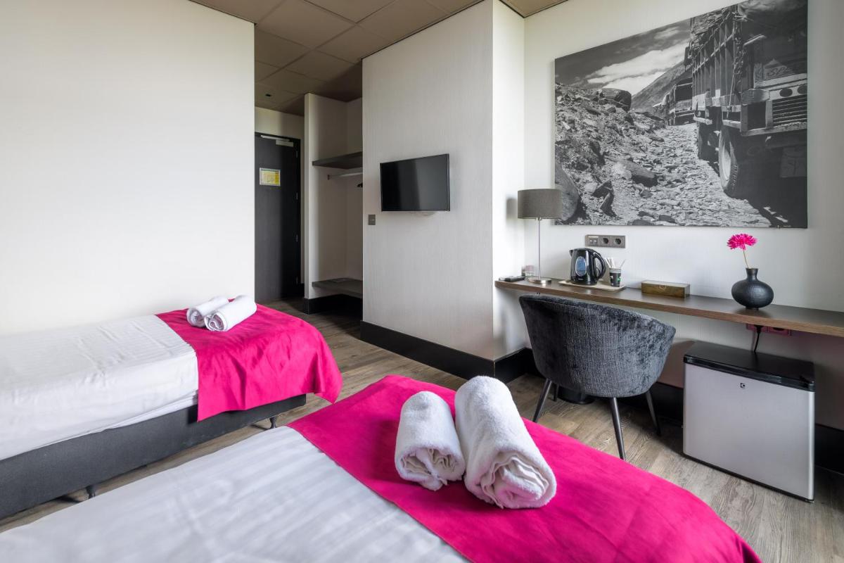 BAS World Hotel - Housity