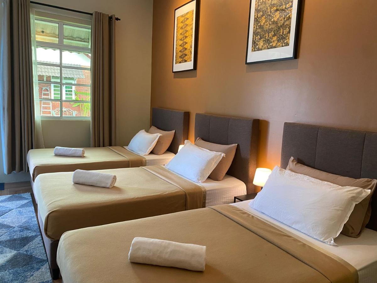 Gading Chalet - Housity