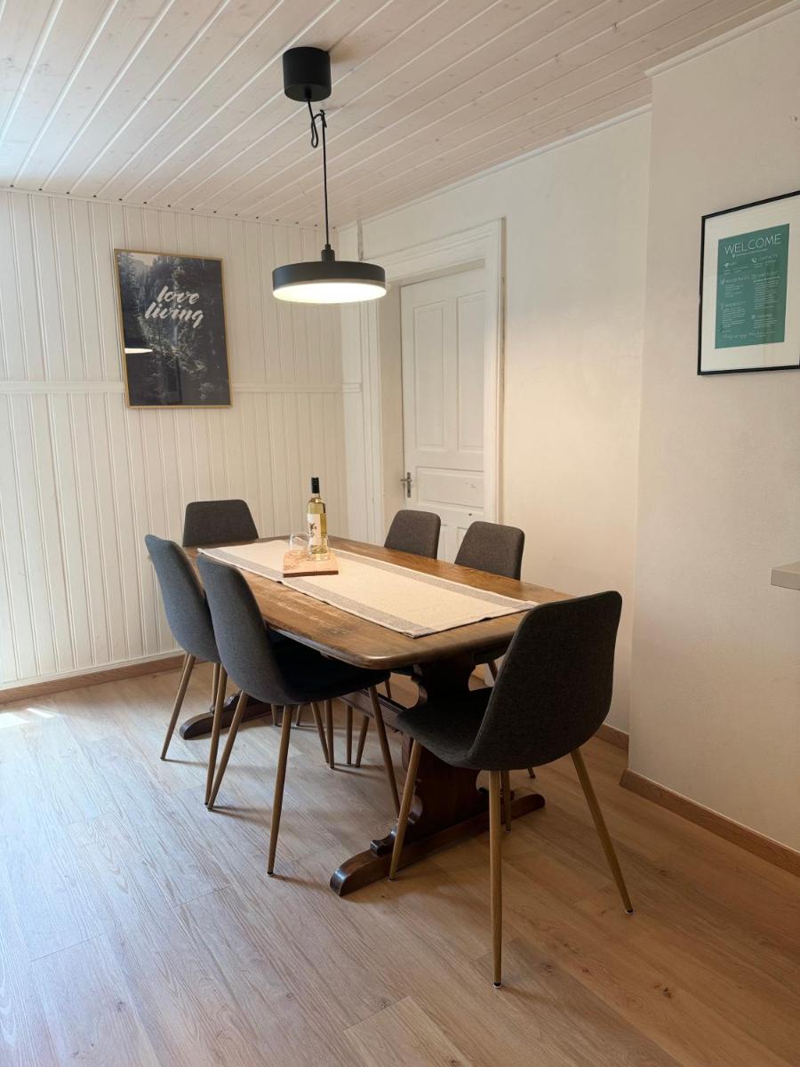 Alpine Haus - Housity