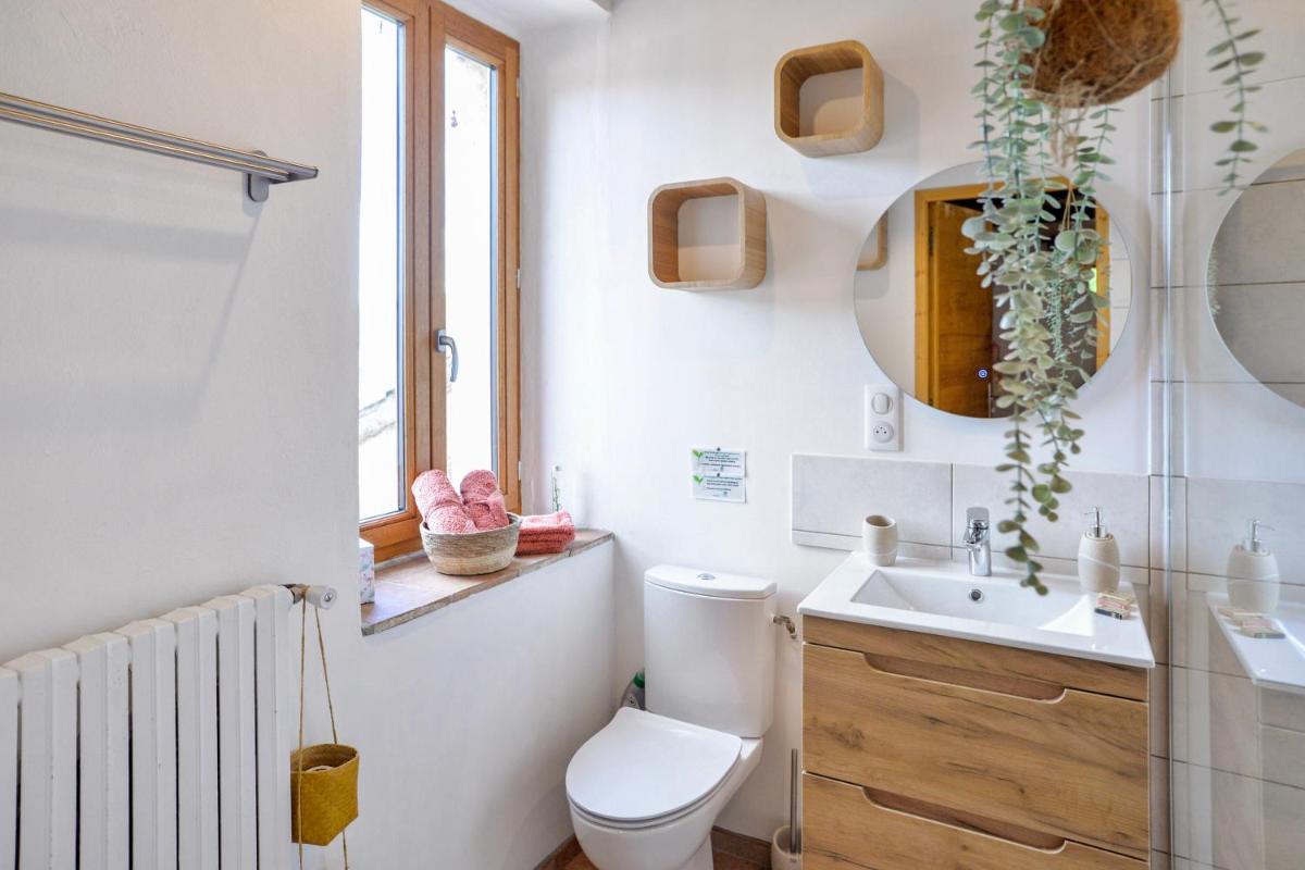 Mas de Boissière - Chambres d\'hôtes avec piscine et jacuzzi - Housity