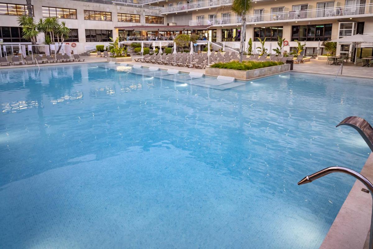 Piscina en o cerca de GHT Oasis Park & Spa