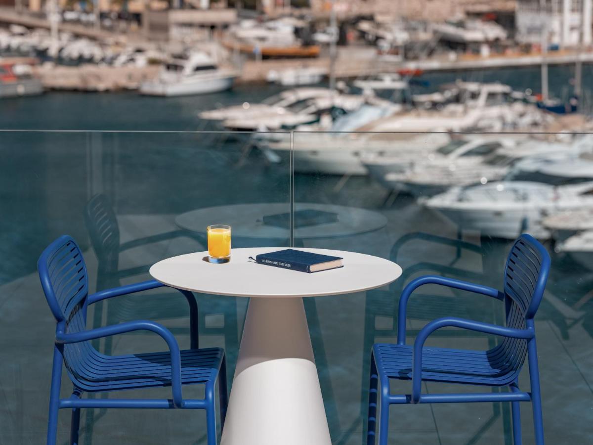 Boissons dans l'établissement Bleu Hôtel & Spa