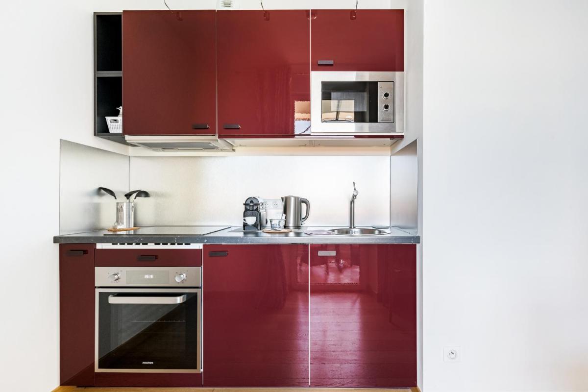 Cuisine ou kitchenette dans l'établissement Villa Elisa M