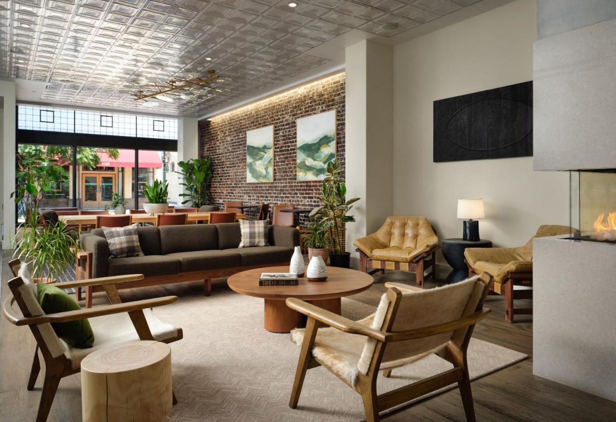 HOTEL CERRO, Autograph Collection - Housity