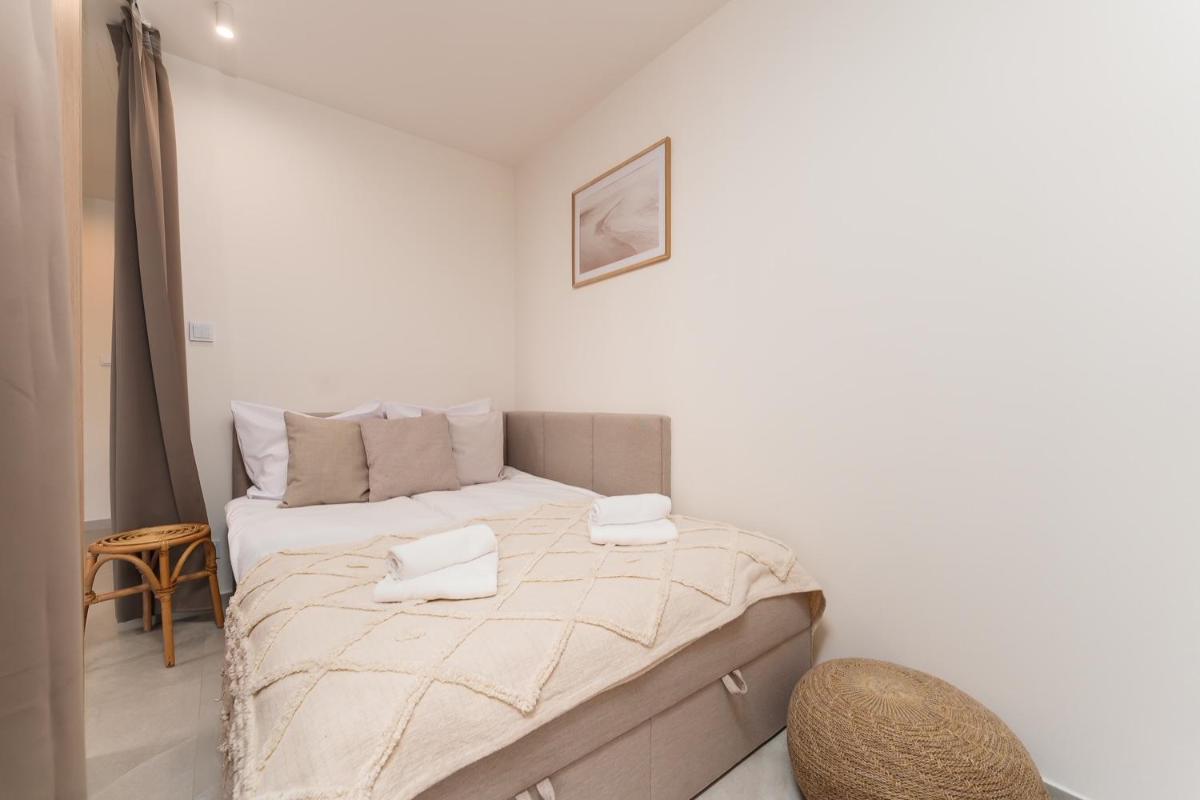 Rewal - 4 Person - Premium Baltic Apartment with SPA access - Housity