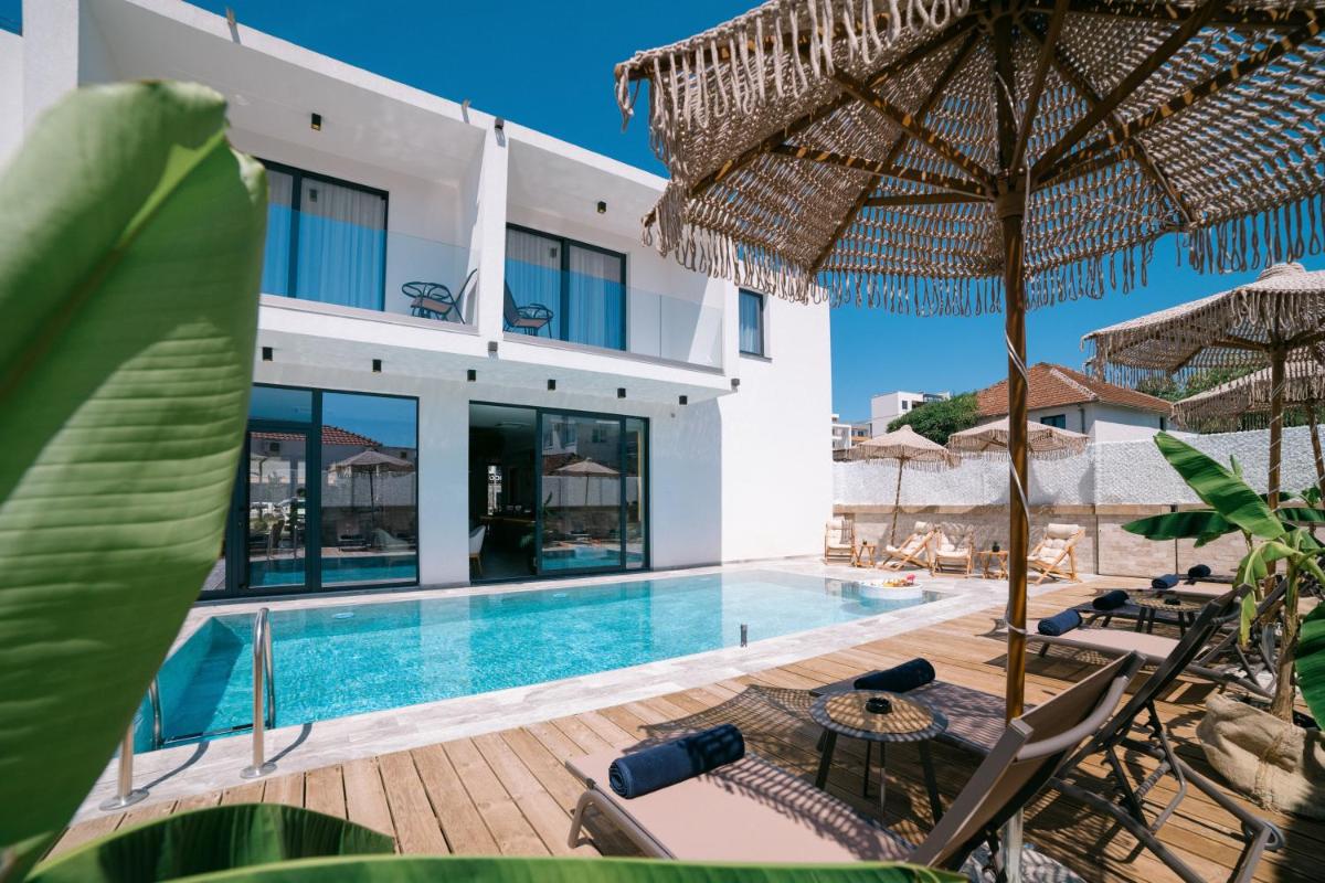 Hotel Teuta - Housity