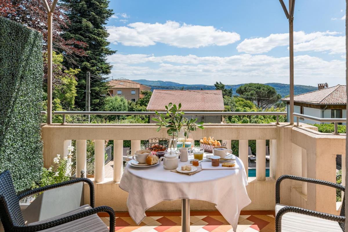 Villa Elisa M - Housity