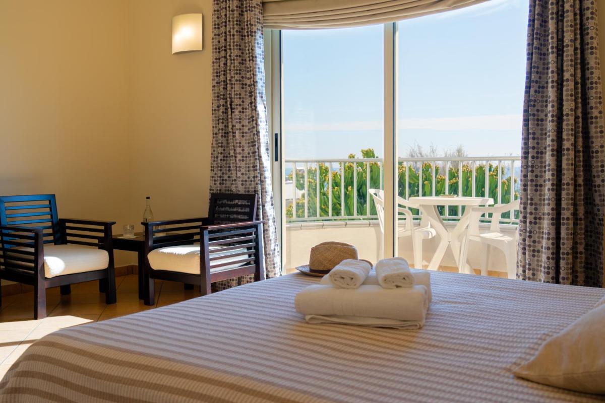 Hotel Garden - Housity