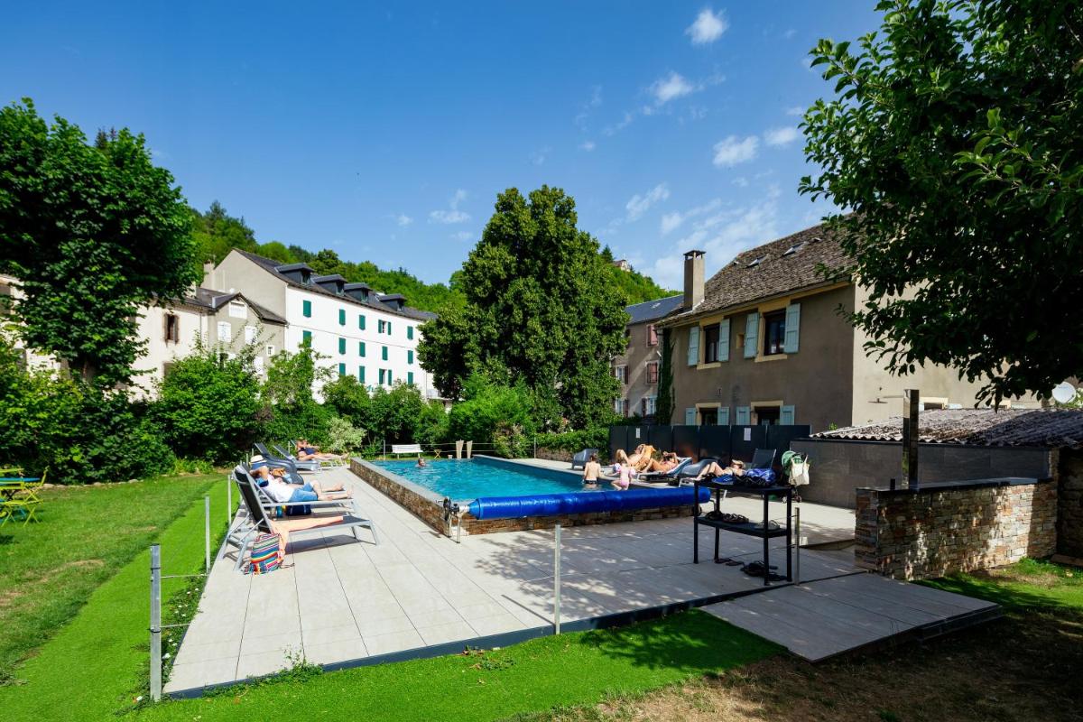 Logis Hotel Restaurant Family & Spa - Housity