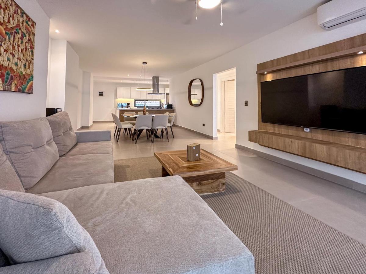 Suitetrails - Gorgeous 2 BR Luxury Apartment