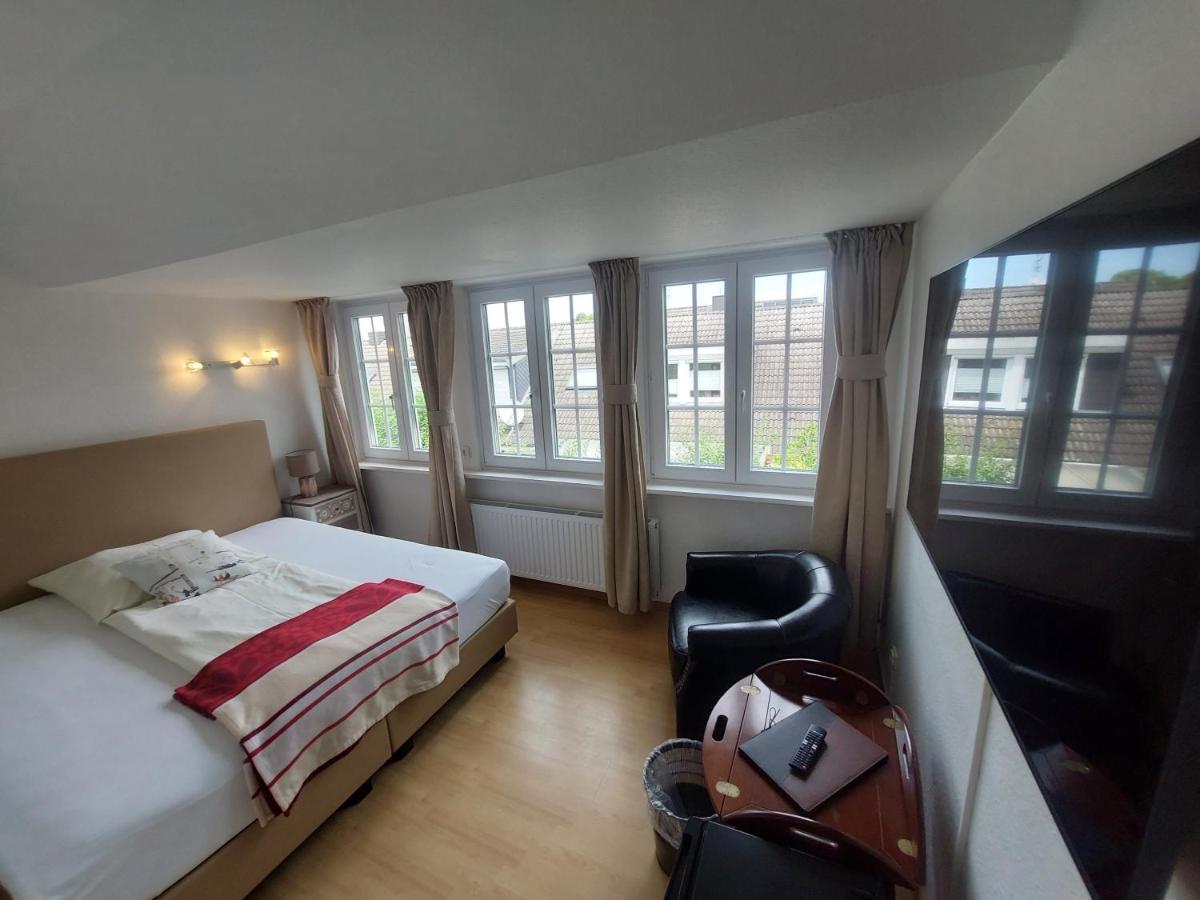 Landhotel garni zur Linde - Housity