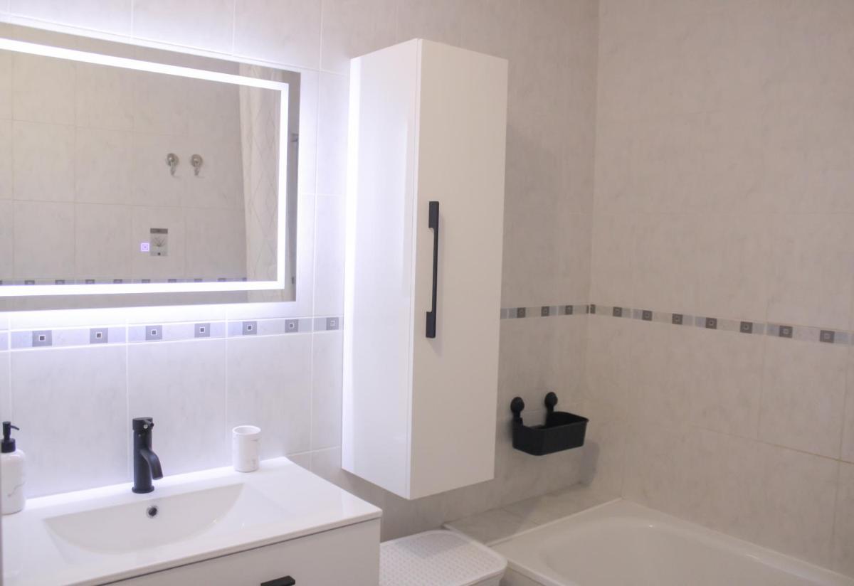 TheSkyFall , cosy appartement, terrasse & parking - Hizvo