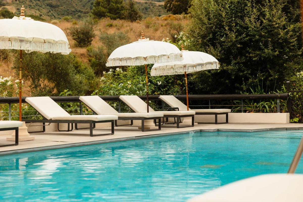 Piscina en o cerca de Shanti Som