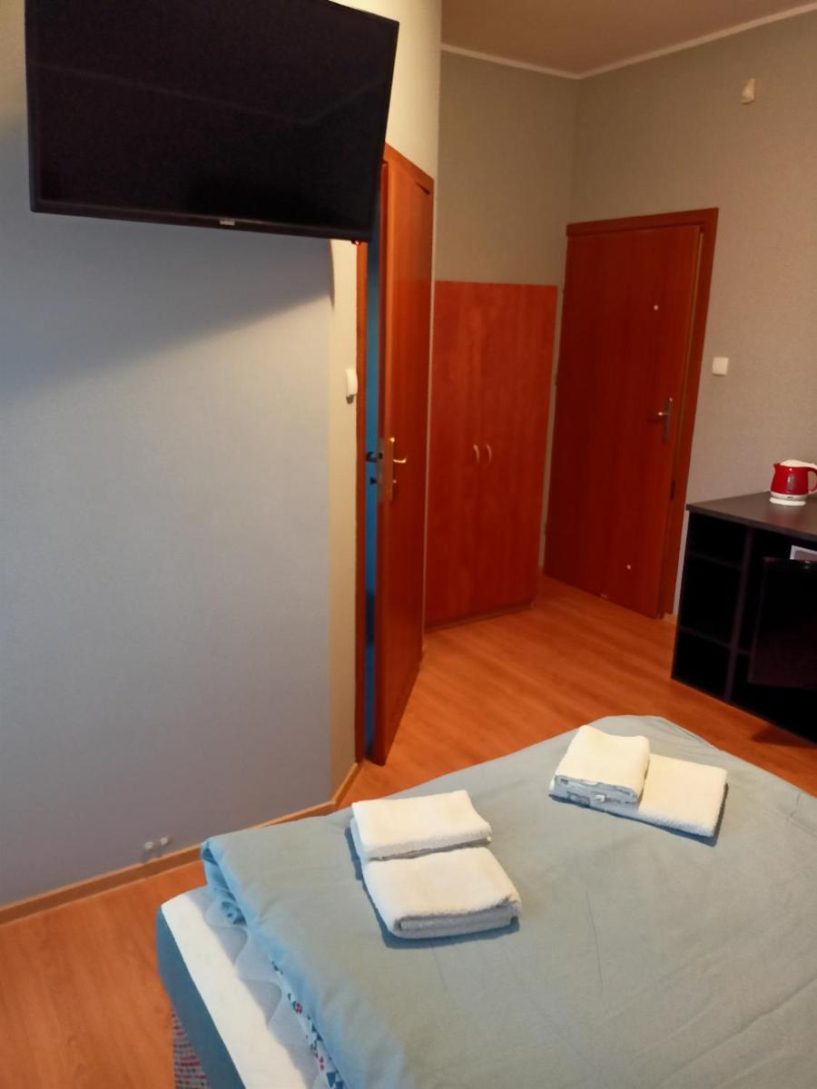 Bursztynowa 2 - Housity